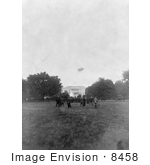 #8458 Picture Of An Airship Over The White House