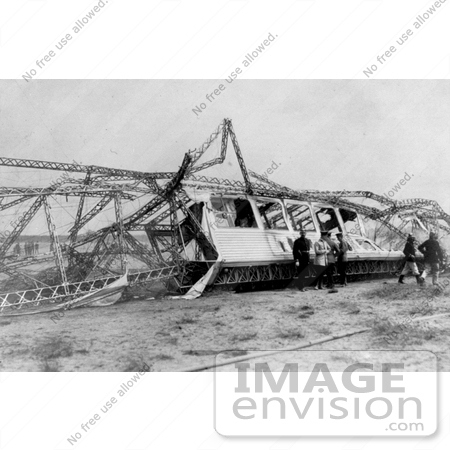 #8533 Picture of the Wreck of Airship by JVPD