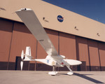 Free Picture of Perseus B Parked on Ramp 09/01/1999