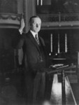 Free Picture of President Coolidge Making His Speech of Acceptance