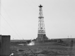 Free Picture of Oil Drilling Tower