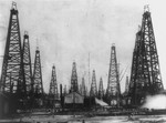 Free Picture of Oil Field