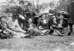 Free Picture of Midgets May Party in 1910