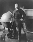 Free Picture of Roosevelt Next to a Globe