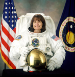 Free Picture of Astronaut Linda Maxine Godwin