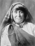 Free Picture of Acoma Woman