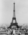 Free Picture of Eiffel Tower Scene