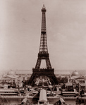 Free Picture of Eiffel Tower Scene