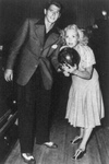 Free Picture of Ronald Reagan and Jane Wyman Bowling