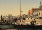 Free Picture of Boats and Doges’ Palace, Venice, Italy