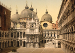 Free Picture of Court in Doges’ Palace