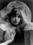 Free Picture of Lillian Gish With Chiffon